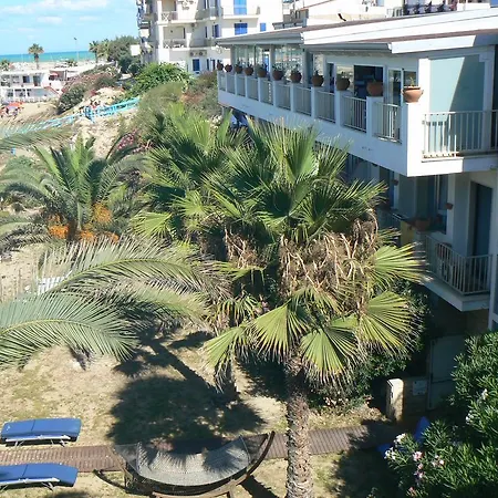 호텔 Sul Mare Al Gabbiano 스코글리티